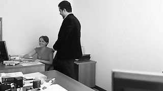 Трудовые будни секретарши Яночки.