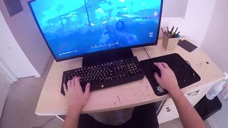 Не дала парню поиграть и он трахнул её во все дырки