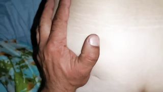 Муж трахает в анал жопастую жену