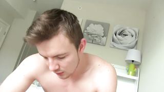 Разбудила парня что тот ей в киску спермы влил