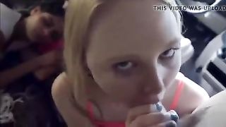 Сделала парню минет а тот кончил на спящую подругу