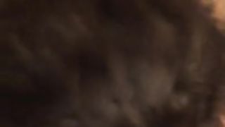 Пока парень дрочит девушка вылизывает ему яички и принимает сперму на лицо