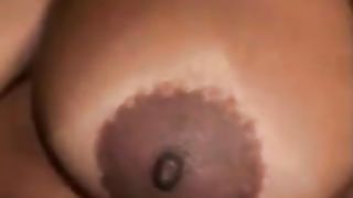 Карлик в сауне с большой жирной подружкой