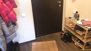 Я в общем к тебе не за солью пришла мне скучно самой сидеть в квартире