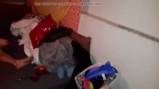 Трахарь дарит чужой жене оргазм на виду у её мужа