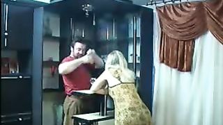 Папа с сыном отымели свою мамашу и насладись Иришкой