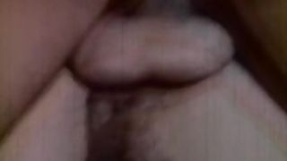 Стройные сучки ублажают молоденького парня