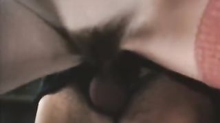 Бородатый дяденька играет с малышкой всаживая по самые яйца