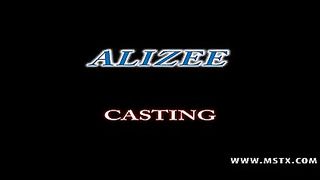 Кокетка отдается во все дырочки